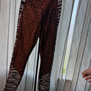 Good American Brown Leopard Print Leggings